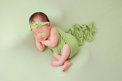 平邑宝宝边吃边拉正常吗 平邑宝宝边吃边拉正常吗